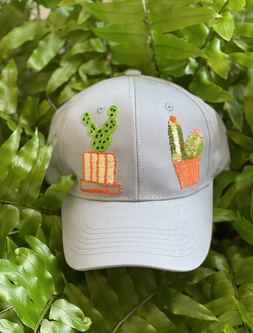 Gorra con diseño mexicano, con plantas bordadas a mano, pieza única