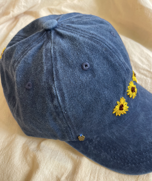 Gorra bordada a mano con girasoles | best sellers juliepots