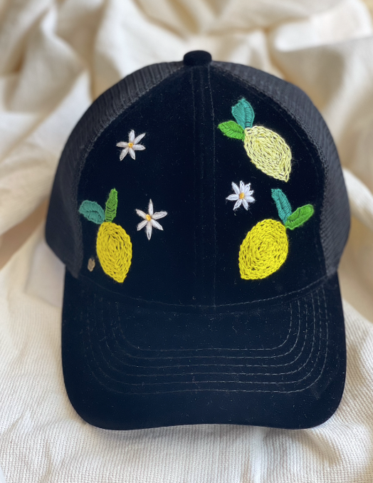 Gorra Negra Bordada a Mano Limones y Flores | Estilo Italiano | juliepots